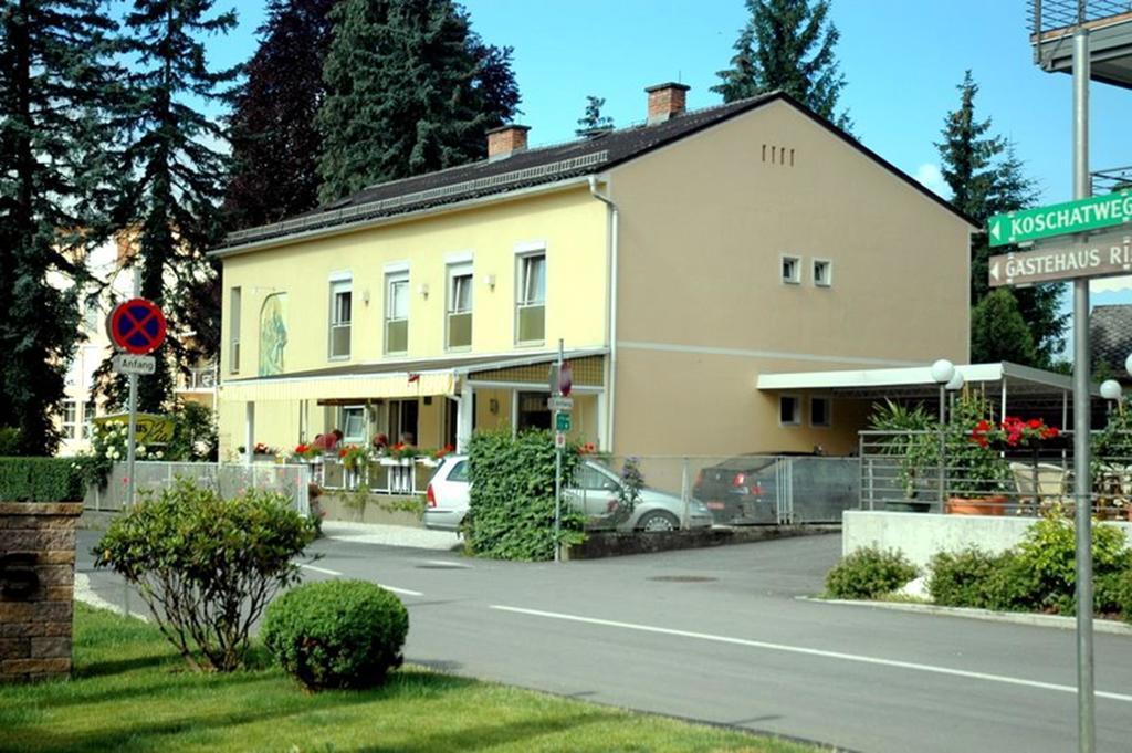 Gästehaus Pension Ria Pörtschach am Wörthersee Exterior foto